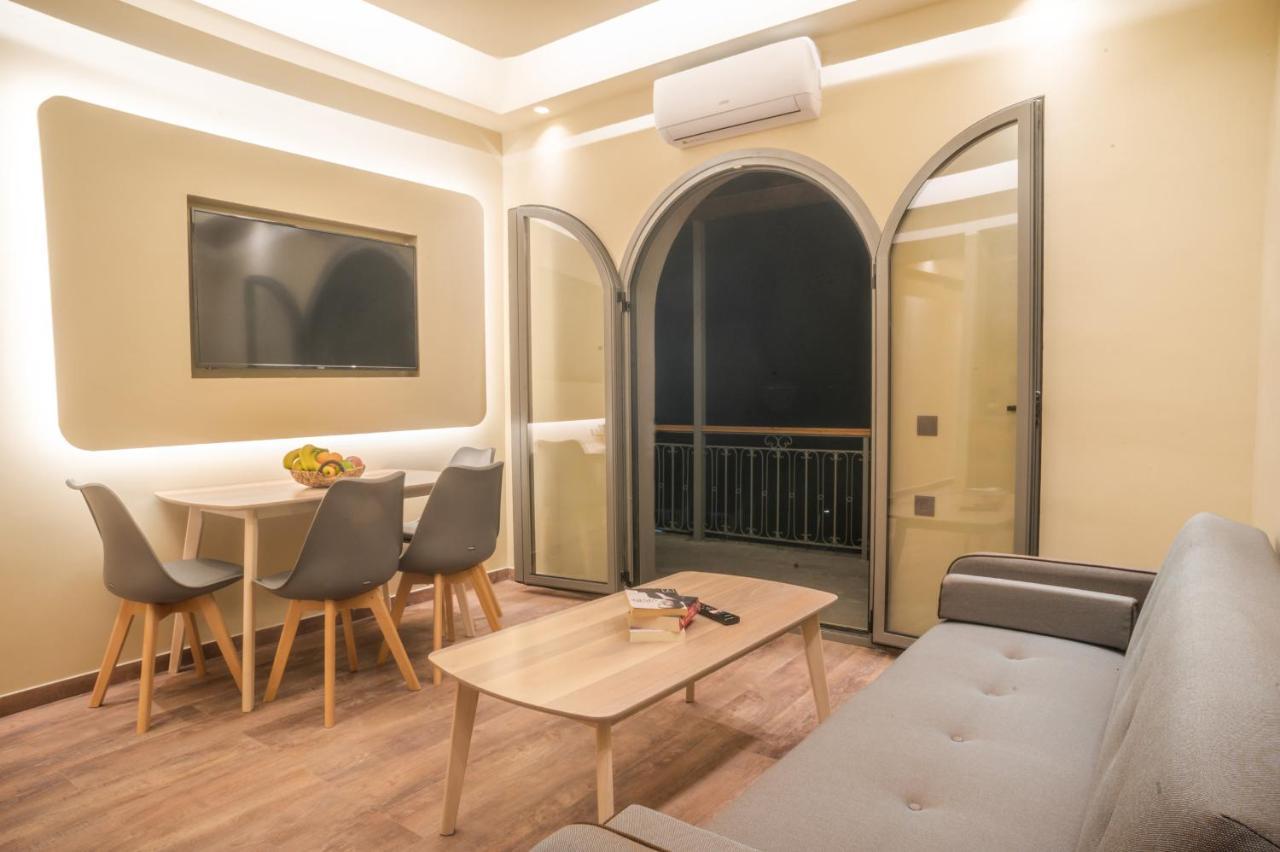 Seven Keys Luxury Suites Achílleion Eksteriør bilde