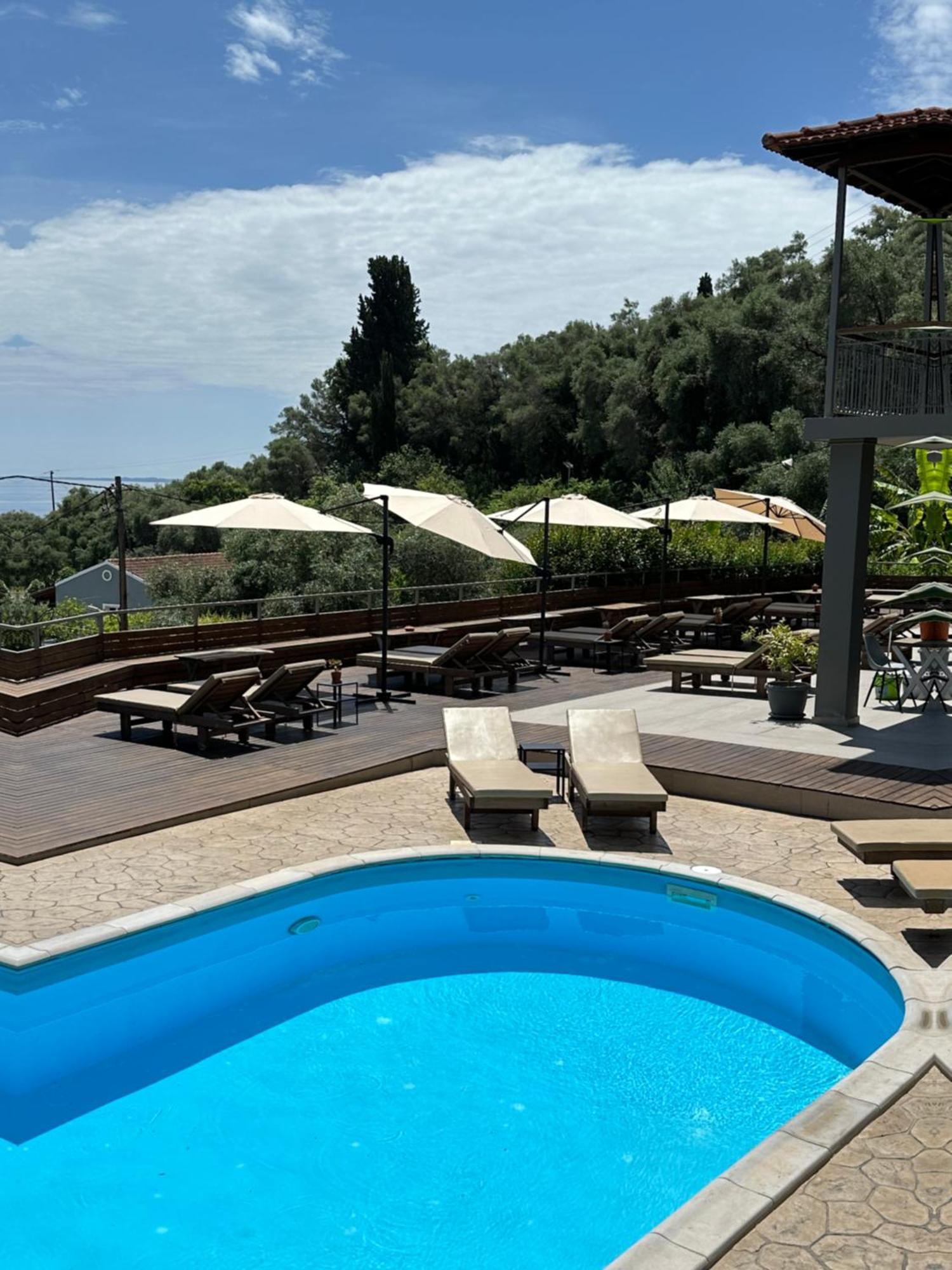 Seven Keys Luxury Suites Achílleion Eksteriør bilde