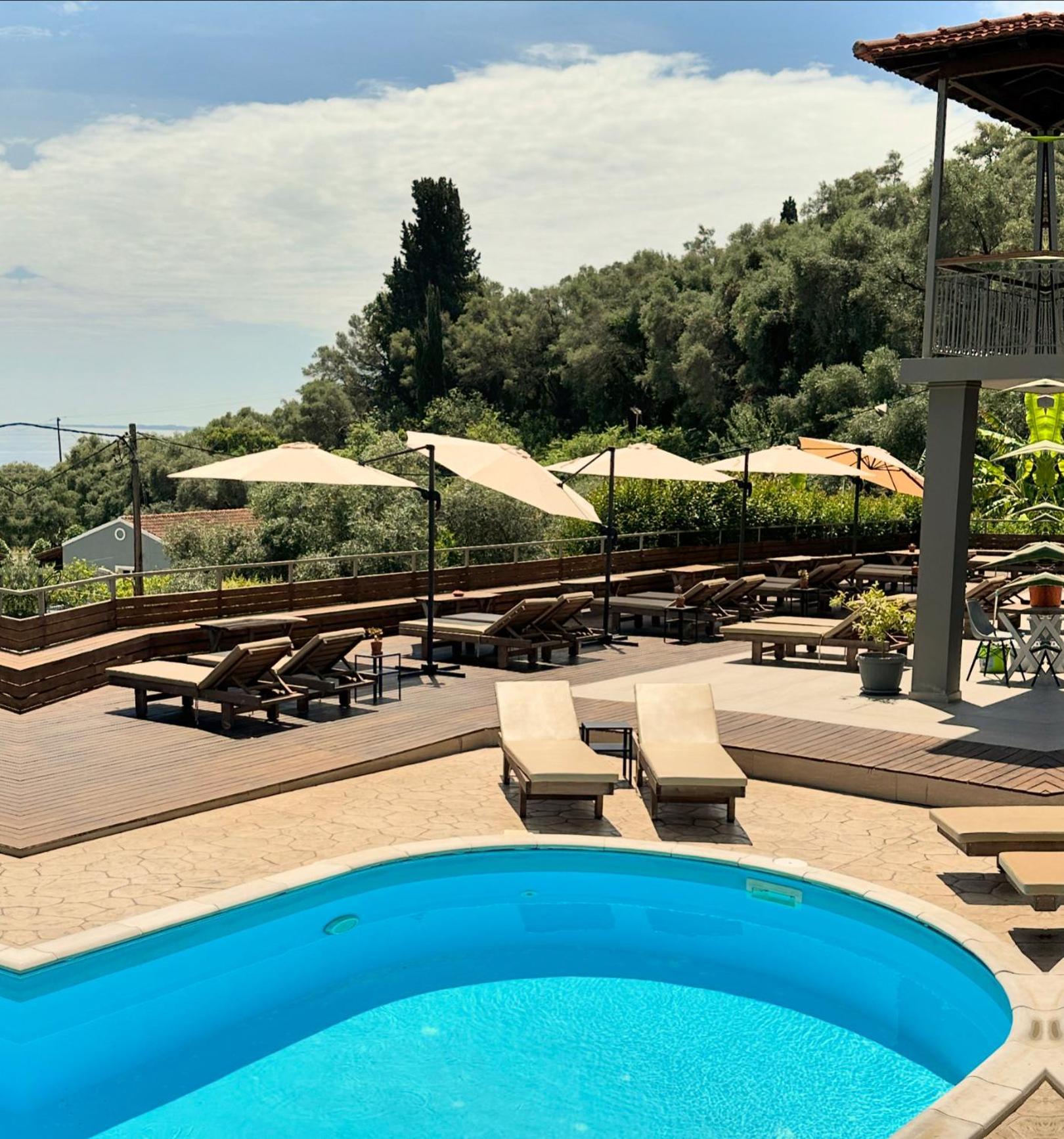 Seven Keys Luxury Suites Achílleion Eksteriør bilde